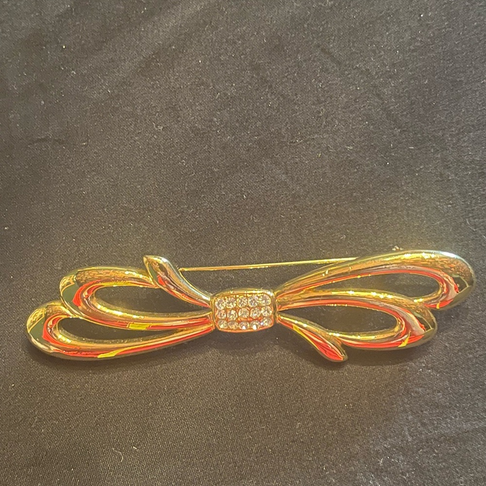 Vintage Large Gold Tone Bow Brooch with Rhinestones